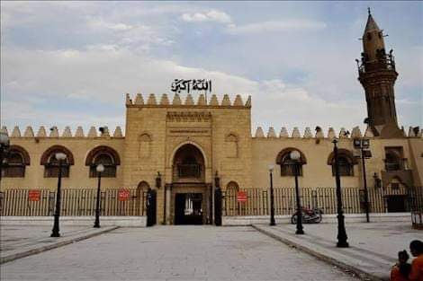 صلاة التراويح اليوم بمسجد "عمرو بن العاص"