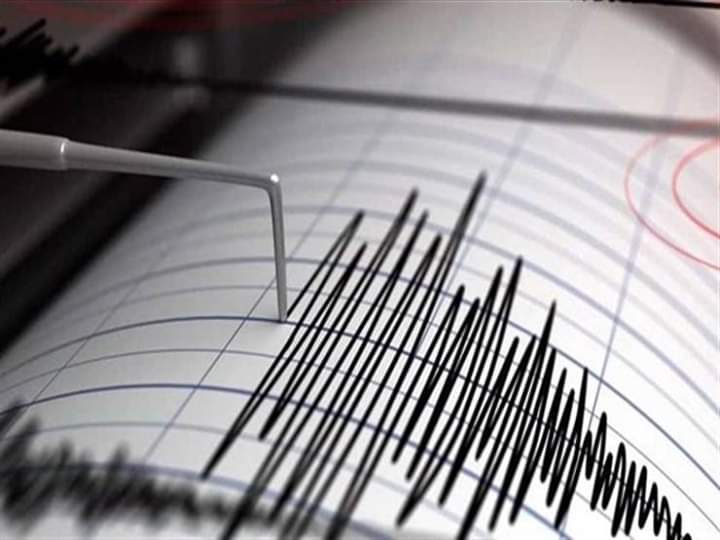 زلزال بقوة( 7.5 درجة ) يضرب مناطق وسط و جنوبى المكسيك