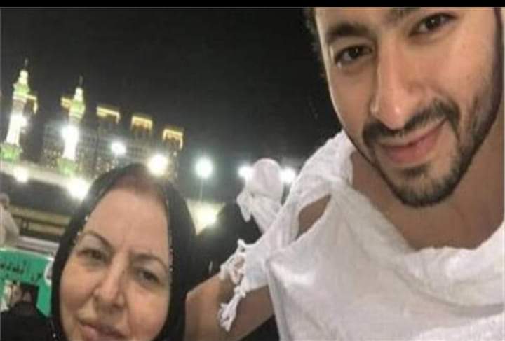 " عااااجل وفاة والدة الفنان حمادة هلال وتشييع الجنازة بعد قليل "