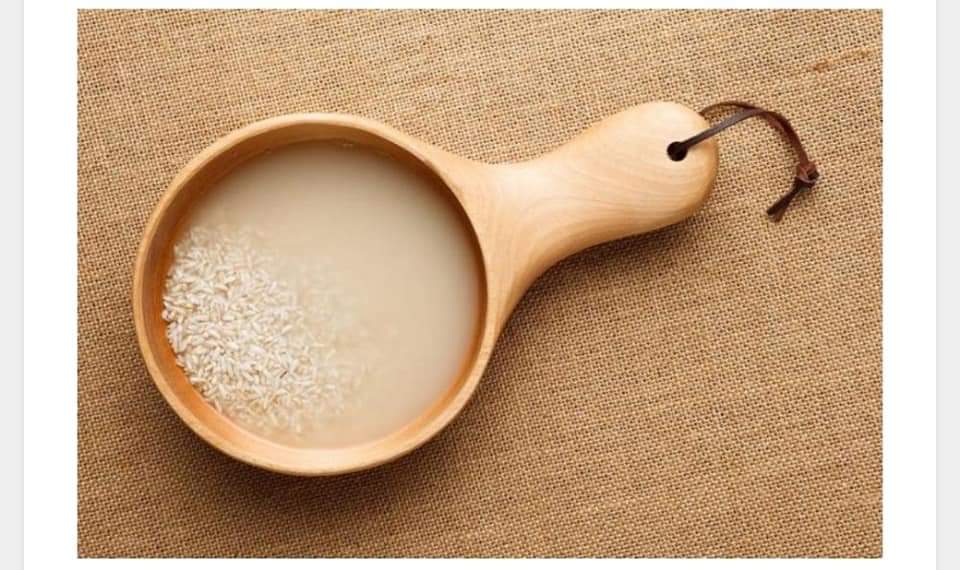 أهمية ماء الأرز للبشرة.