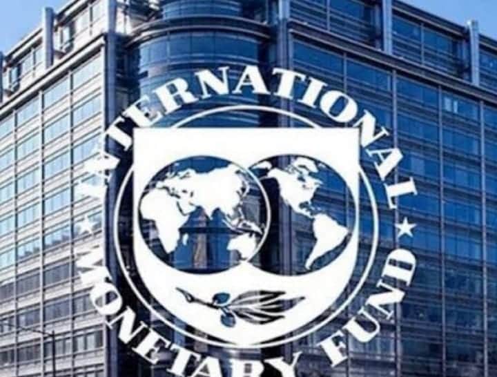 خبراء صندوق النقد الدولي: الاقتصاد الأمريكي يواجه مخاطر كبيرة 