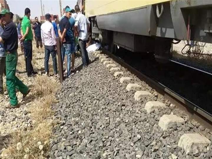 عجلات القطار تستقبل طالباً بمحافظة سوهاج