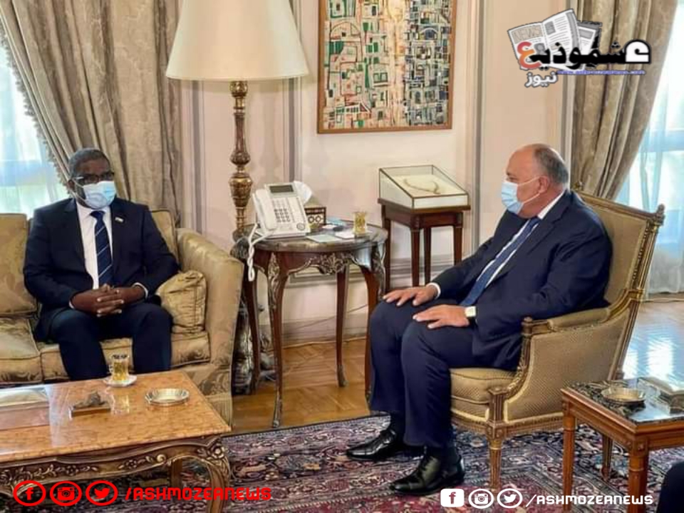 سامح شكري يعزز العلاقات الثنائية والعلاقات مع وزير الخارجية بجزر القمر 