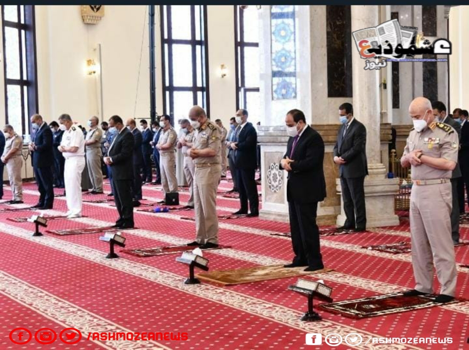 الرئيس السيسي يناقش قادة القوات المسلحة في القضايا الإقليميّة. 