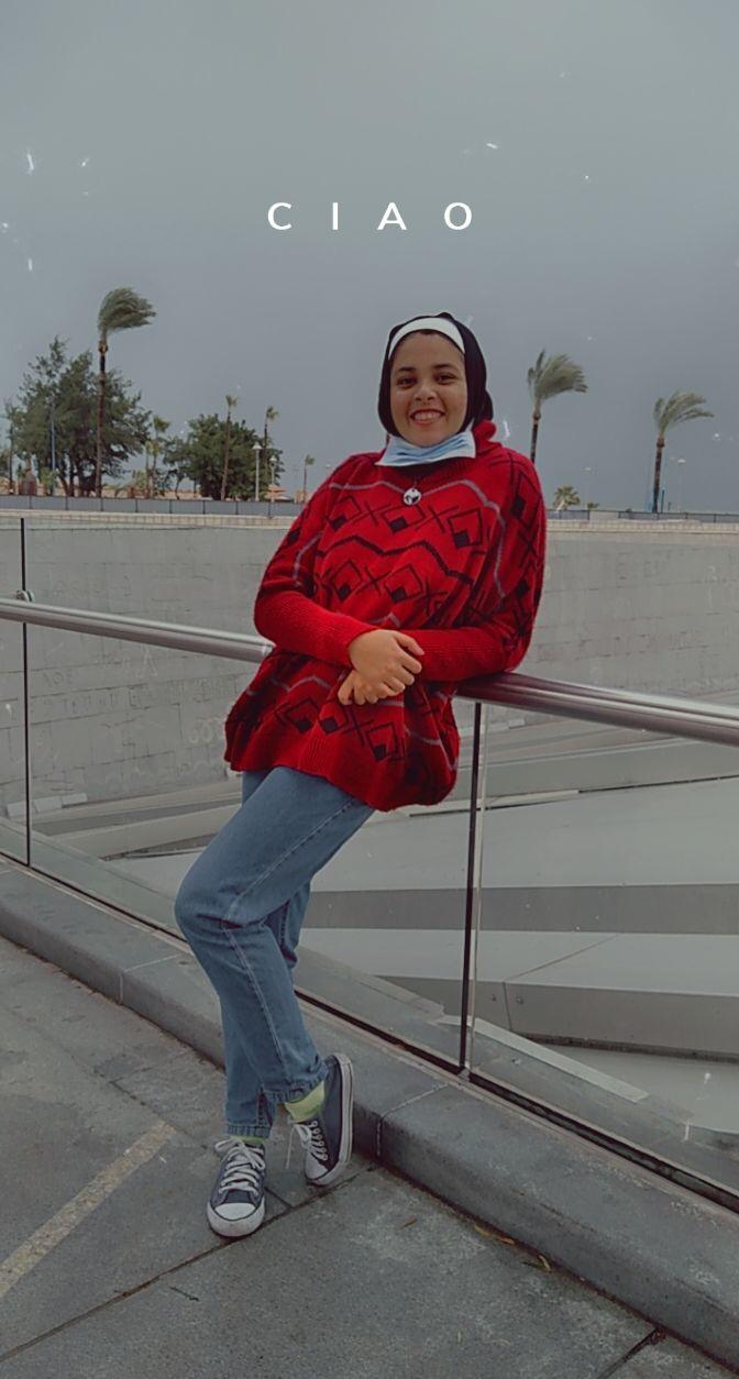 عيد ميلاد الصحفية رنا عصام