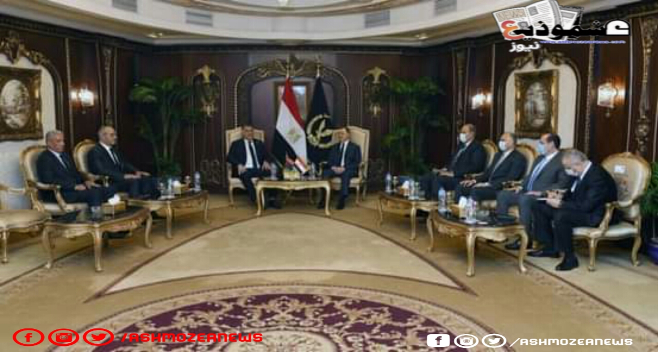 تطوير علاقات الشراكة الأمنية بين الجانب الليبي والمصري.